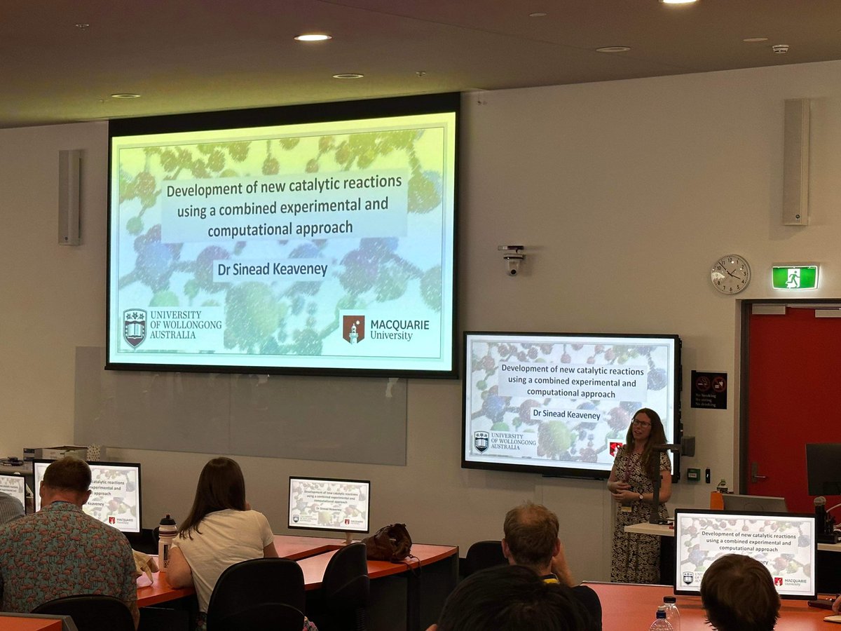 A brilliant talk from our plenary lecturer Sinead Keaveney <a href="/SineadKeaveney/">Sinead Keaveney</a> to wrap up #OZOM14 day 3!