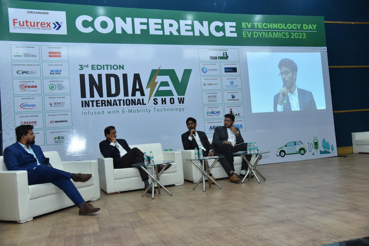 RACEnergy's tweet photo. 🔋 Mohammed Suffiyan shared insights on battery swapping's role in mass EV adoption, safety benefits while charging, and how it eases range anxiety in IIEV 2023. He highlighted the synergy between swapping tech and broader advantages!

#EVs #BatterySwapping https://t.co/P9DrjoG0fK