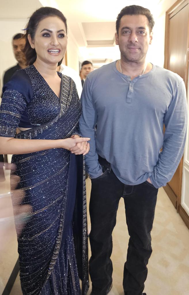 Most parasocialism of Indian girls with Bhaijan Khan…how can I be left behind?

@BeingSalmanKhan
#salmankhan #KIFF2023 #bhaijaan #gloriousevening