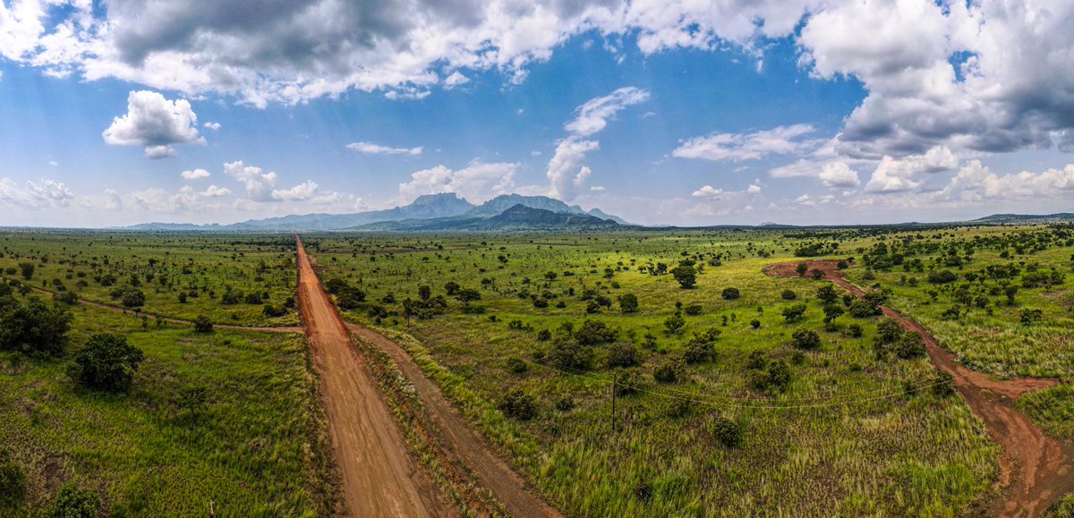 NewmanDixon1's tweet photo. Jaw dropping landscapes! Cinematic Views!! Oooh Uganda the pearl of Africa 🇺🇬🇺🇬 https://t.co/5ykgjJiZlu