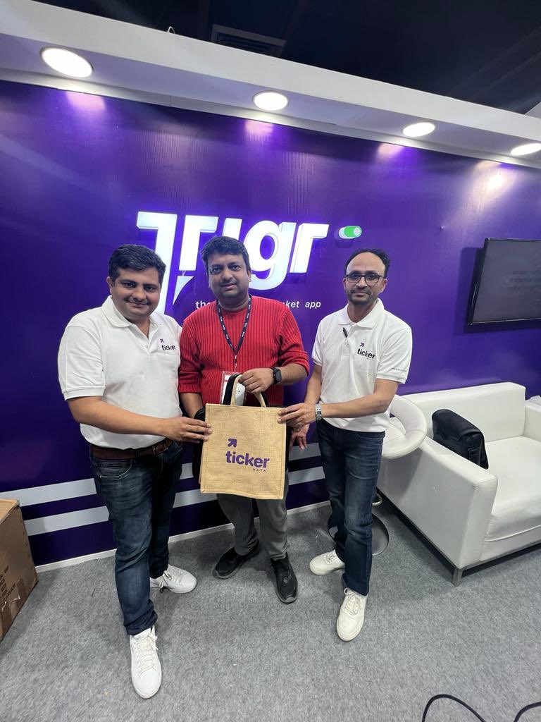 Tickermarket's tweet photo. It was a win-win! Product Launches, Contests and Winners @finbridgeexpo 2023.

#contest #contestwinner #contestgiveaway #winner #winnerannouncement #Twitter #ticker https://t.co/dNSTXaNhCy