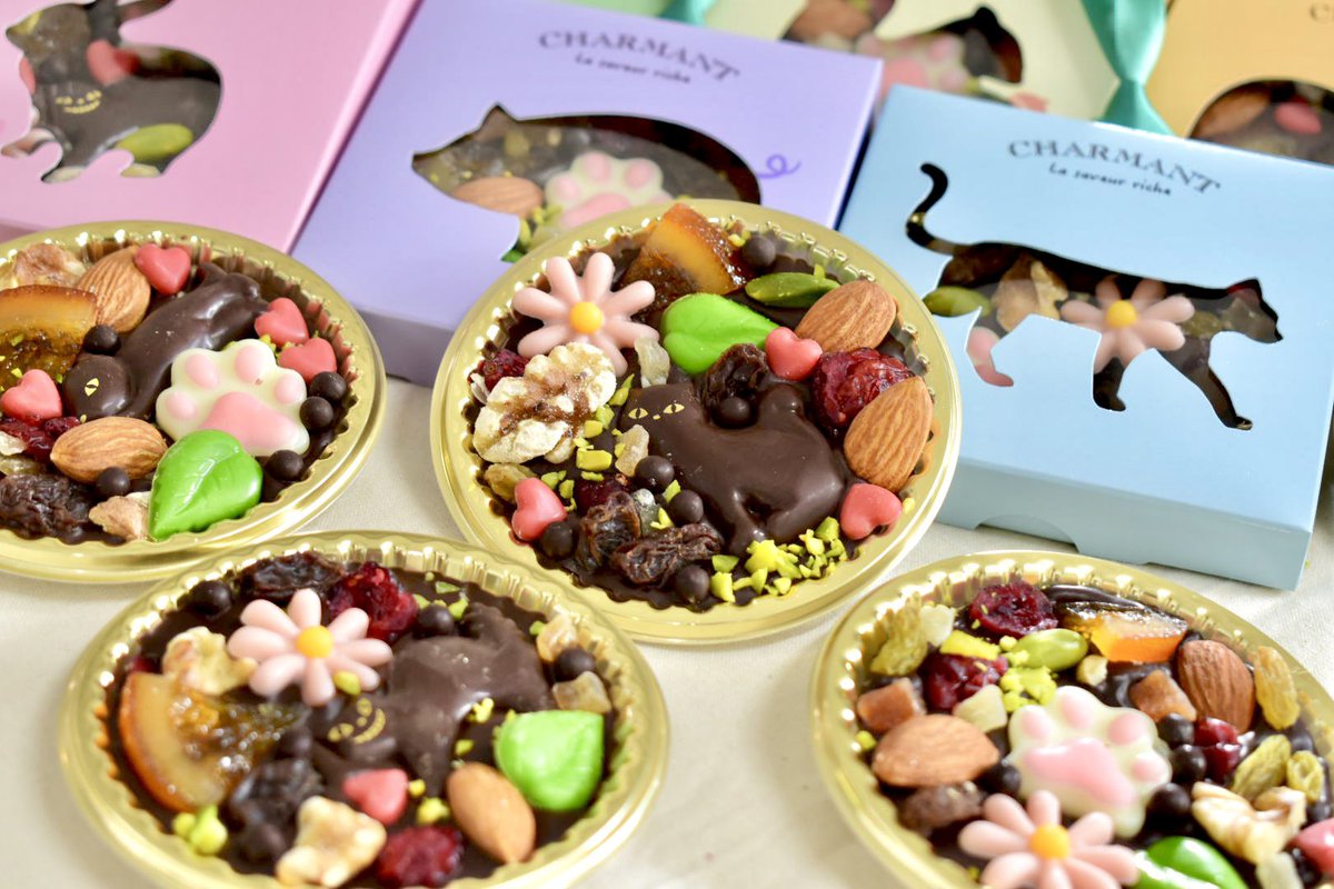 マルシェ初出店✨️東北カフェ部企画の大型イベント✨
商品紹介〖ブラックショコラ〗〖オランジェット〗〖マンディアン〗→パッケージは変わります。