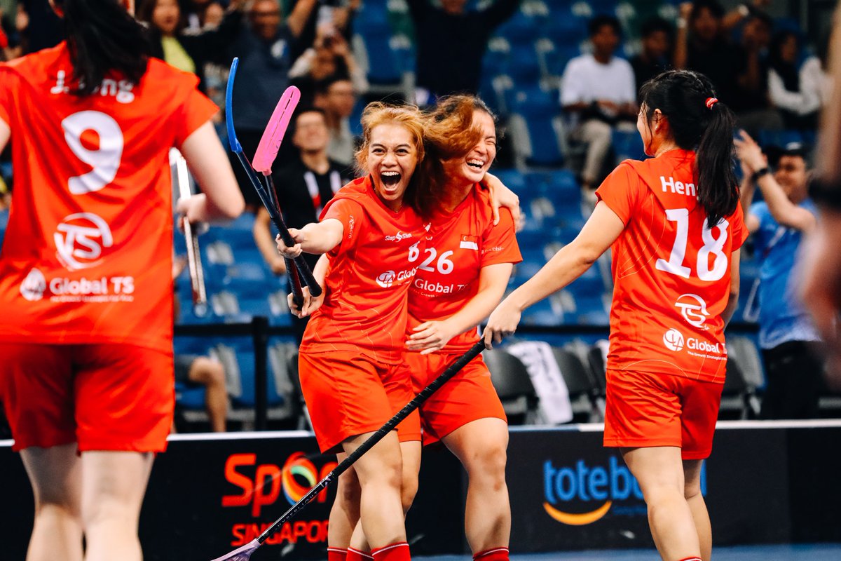 hanabasirrr's tweet photo. @IFF_Floorball Women’s World Championships

🇸🇬 Singapore 2-3 Germany 🇩🇪

What a game this was, end to end and got the whole local crowd and the German fans on the edge of their seats

Shot for: Sport Plus SG https://t.co/KjUxzOEGUu
