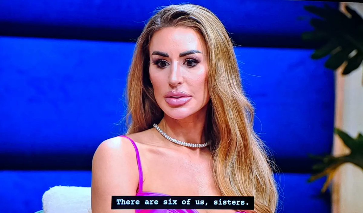 90DayMultiverse's tweet image. He's isolated you successfully. #sarperandshekinah #90DayFianceTheOtherWay #sarper #shekiniah #90dayfiancetellall #90DaytheOtherWay #90dayfiancetow #90dayfiancememes