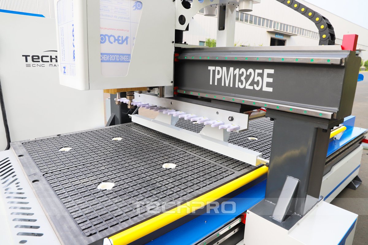 TechPro_Amber's tweet image. TechPro Christmas promotion:12Pcs Linear ATC Wood Nesting Machine
WhatsApp: 0086-15054130466
Email: export04@techprocnc.com
#techprocnc #atccncrouter #cncrouter #woodcutting #techprocnc #cncmachine #woodrouter #atcmachine #autotoolschanger #automaticmachine #promotion