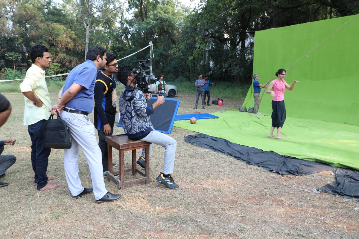 FTIIOfficial's tweet photo. Glimpses of Green Screen Workshop for students of Screen Acting.

It covered everything from harness work &amp; double roles to theory, background changes, post-production and mind-blowing 3D mapping.

#greenscreen #vfxeffects #vfxartist #ftii3Dstudio https://t.co/6LA6QsXwGI