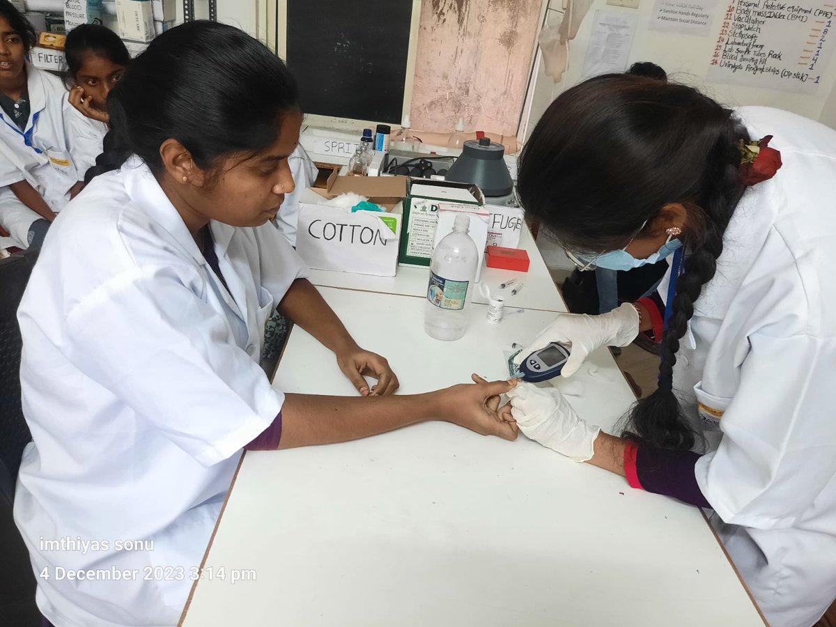 Students of our #phlebotomy #skillbuilding program at Karimnagar centre learning how to measure #bloodsugar through the #glucometer device. This is a part of their #practical training included in the program.