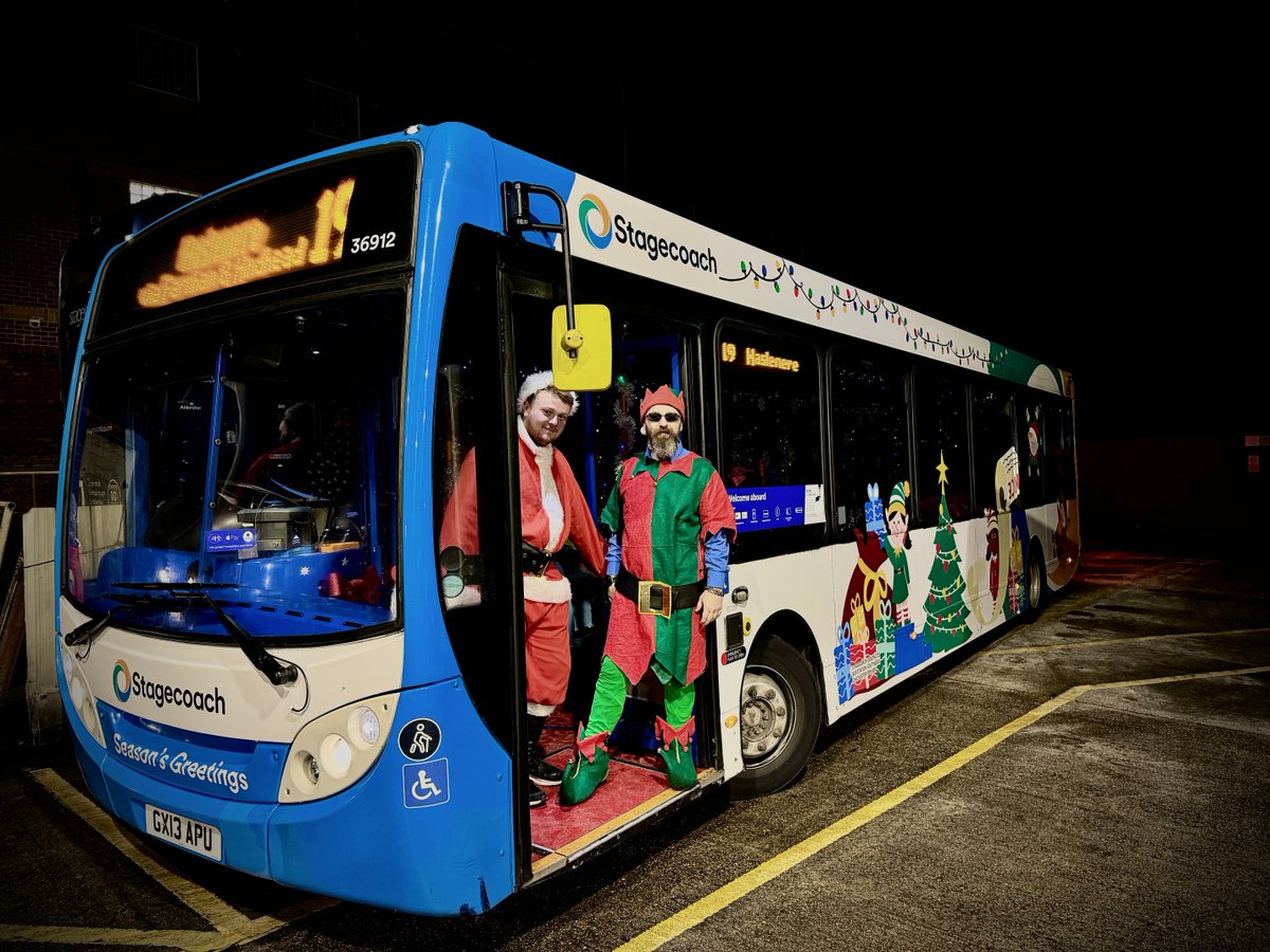 StagecoachSouth's tweet photo. #serviceinformation #santabus #aldershot #blackwatervalley Please note that the Aldershot Depot Santa bus will be on the following services today:
19 - 0612hrs to 0816hrs
18 - 0822hrs to 1021hrs
17 - 1122hrs to 1231hrs
3  - 1335hrs to 1743hrs
Merry Christmas https://t.co/vjWKJDe7oO