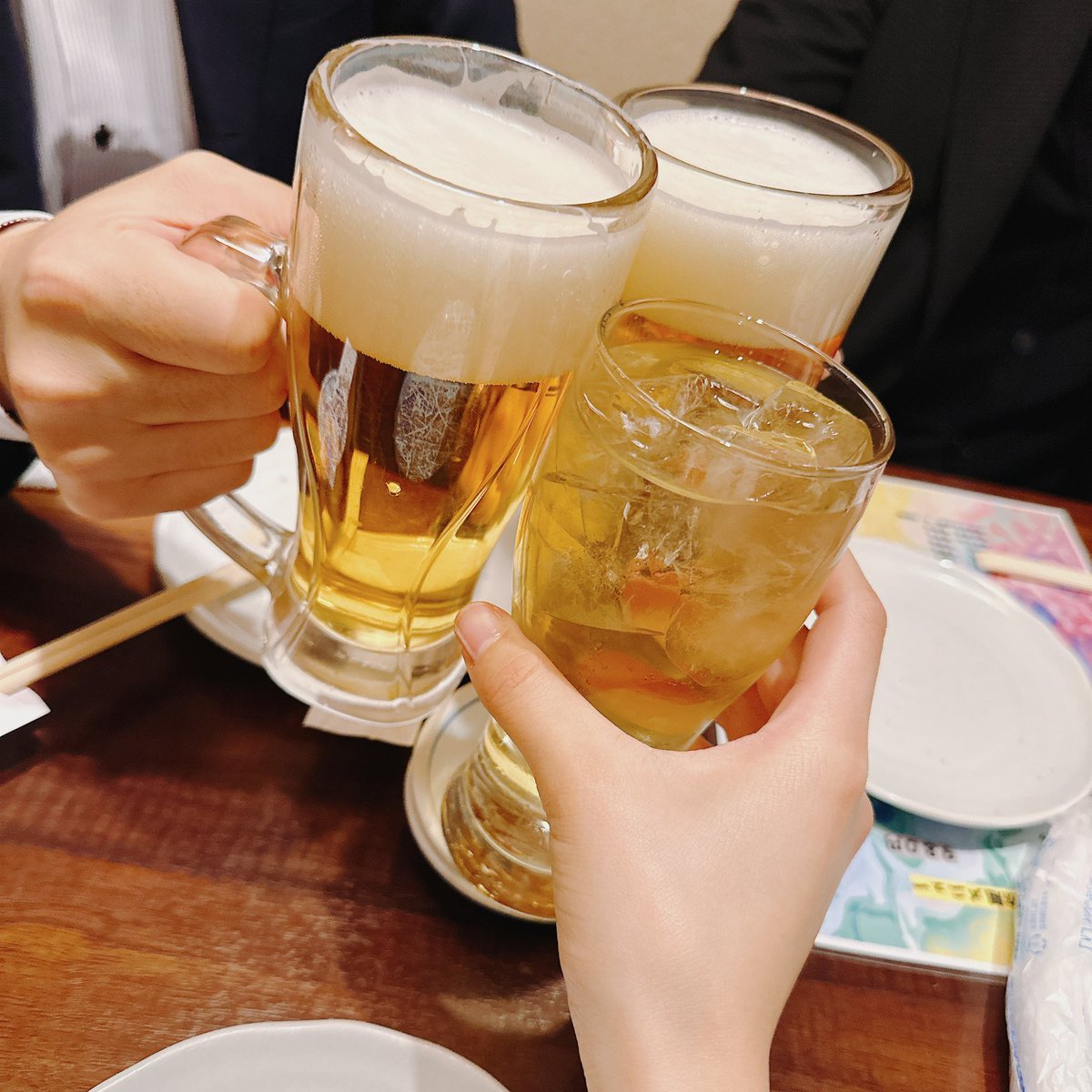eru_paraD's tweet image. んなっぷらいず後夜祭🍻
オフ会の経験を糧にお酒は一杯しか飲んでません
前回から1ヶ月もたたずに会うという愛が強めのんなっぷらいずです
1名募集中なのでおいでませー！！！！
#UprisE
#黒い砂漠モバイル