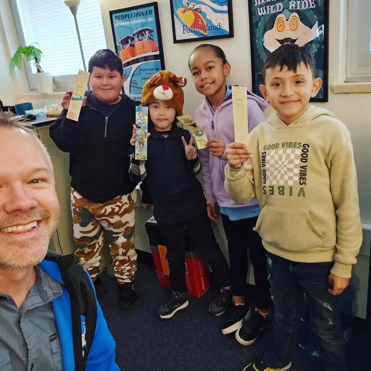 Congratulations to the top 4 bookmark winners from 3rd grade. The theme was Careers in Agriculture and Animal Sciences. Special shout out to 1st place winner, Keira! 🐬💙🐬💙 #wcsdpromise #WeAreWCSD #wcsdproud #DolphinPride #careersandcollege