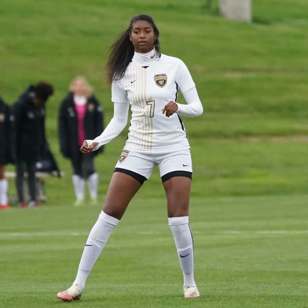 Delalorm's tweet photo. Two players who should be getting back around the women's national teams. Mukarama Abdulai is back from school in the US, playing for @HasaacasLadies and scoring goals. Sharon Esinam Sampson seems to be combining playing for PAOK Thessaloniki with university work now too. https://t.co/fvDTPZxtmr