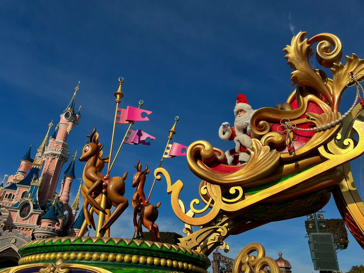 Wir wünschen allen einen schönen Nikolaus Tag 🎅🤶 Vergesst nicht genügend Plätzchen zu futtern. 😊

#disneylandparis #disneylandparis