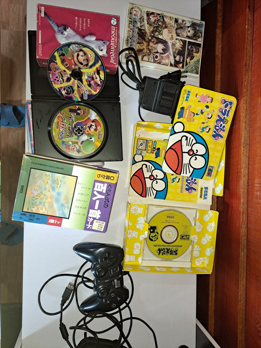 porkytheunique's tweet photo. My happy place &amp; some hauls 🤓

#Retro #RetroGames #RetroGaming #RetroStreamer #Thrift #Thriftstore https://t.co/y7j86acUyw