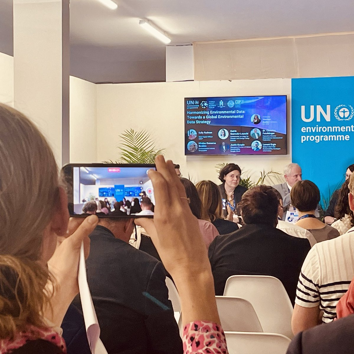 Marcel J. Dorsch tweet media