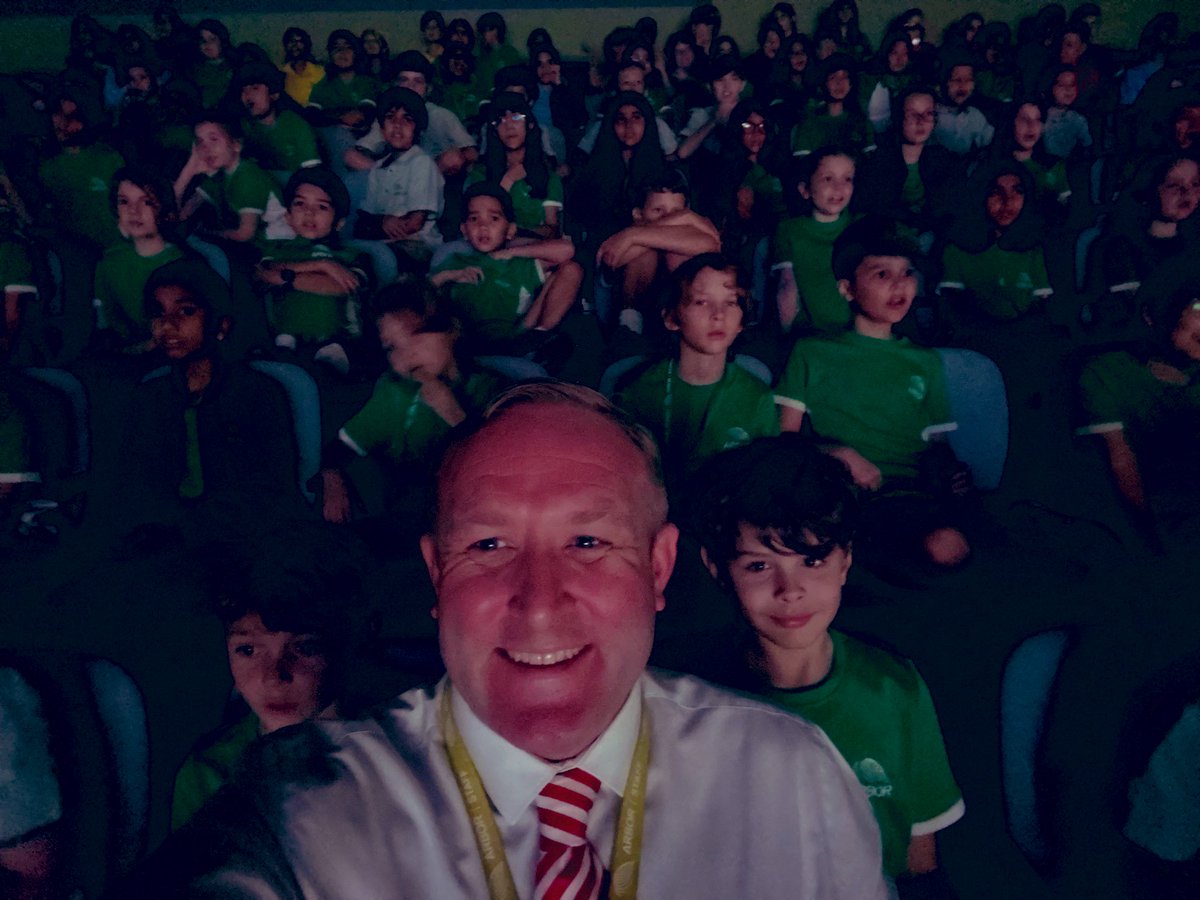 ArborPrimary's tweet photo. Day 2 of @S4KInternationl and what a treat to have #PeterPan🧚🎭🏴☠️ in our #ArborAuditorium🎭- once again #inspiring our students across Key Stage 1 and 2 with the #performingarts🎼🎭 here @ArborDubai💚. We remain #enoughforallforever🌿 in the opportunities we create! 🙏🏼🌿🏆 https://t.co/hN6R2b4DSn