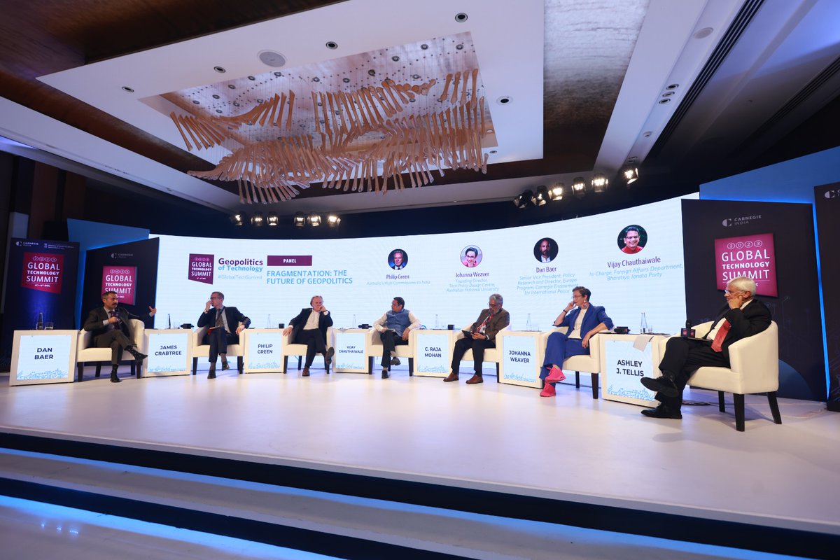 Yesterday, Dr. @Vijai63 participated in the panel discussion of @CarnegieIndia Global Technology Summit 2023 on the topic “Fragmentation: The Future of Geopolitics” alongwith Mr. Ashley J. Telis 
@MohanCRaja @AusHCIndia  @danbbaer @jamescrabtree @_JohannaWeaver
#GlobalTechSummit