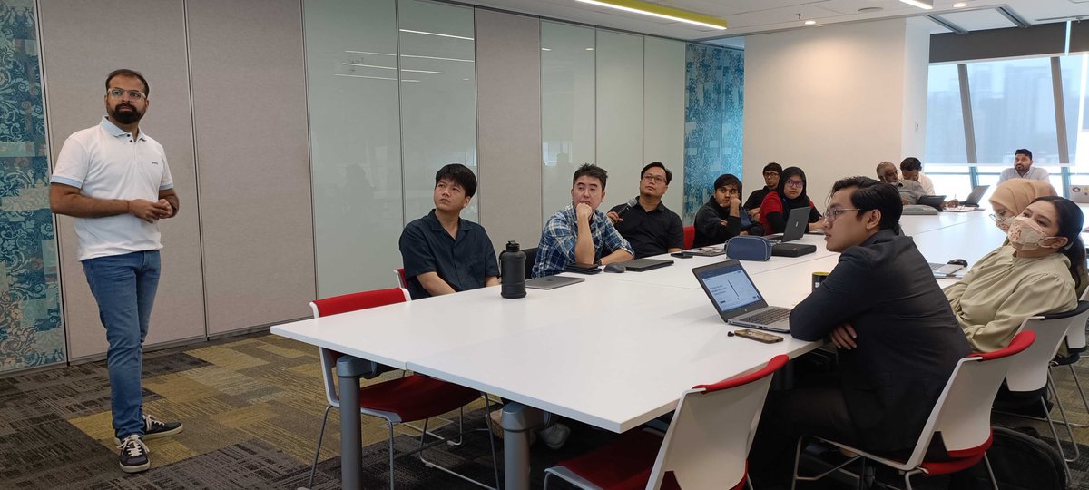 testmuai's tweet photo. Catch glimpses of conversations with QA leaders in Kuala Lumpur! 🌟

In the Velocity Tour - Kuala Lumpur edition, industry leaders joined network, gain insights, and engage in thought-provoking conversations on the impact of Gen AI on software quality and faster releases. 🚀

#LambdaTestYourApps #SoftwareTesting #AI