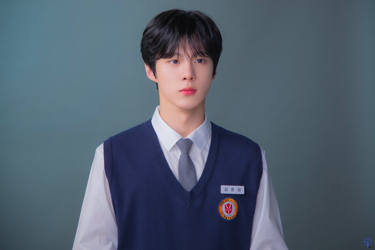 KWS_official_'s tweet photo. [#포스트][#김우석] 온 세상이 기다린 유일고 반장 김준희

🌸 https://t.co/DNymLR1JV5

#김우석 #KIMWOOSEOK #밤이되었습니다 https://t.co/r4LpeDmIeu