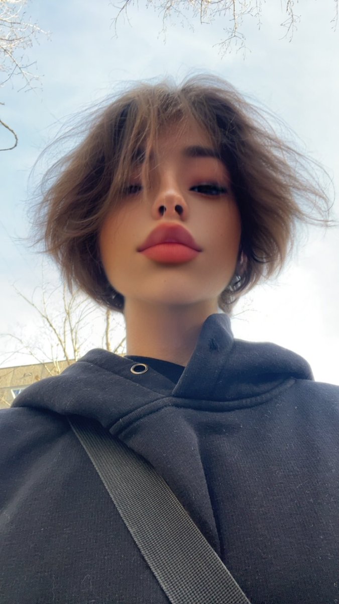 ig fatbitchesfightingoverburger tweet media