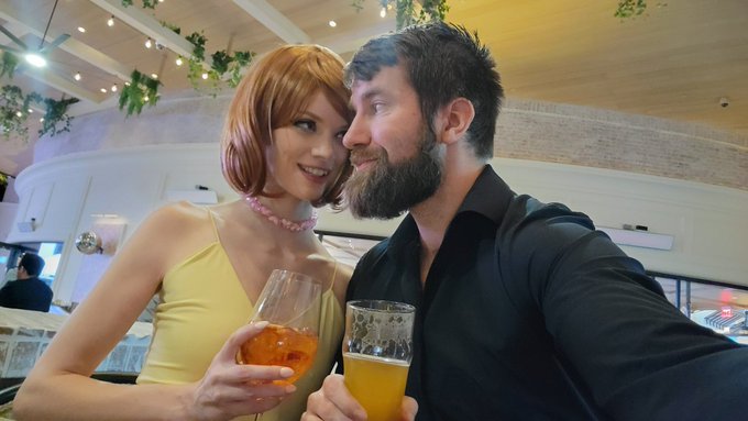 I kept my wig on for our date night 😈Getting fucked before and after 😇 https://t.co/MosmVp7SSj<a href="/tag/mvsales"class="tags"><span>#mvsales</span></a>