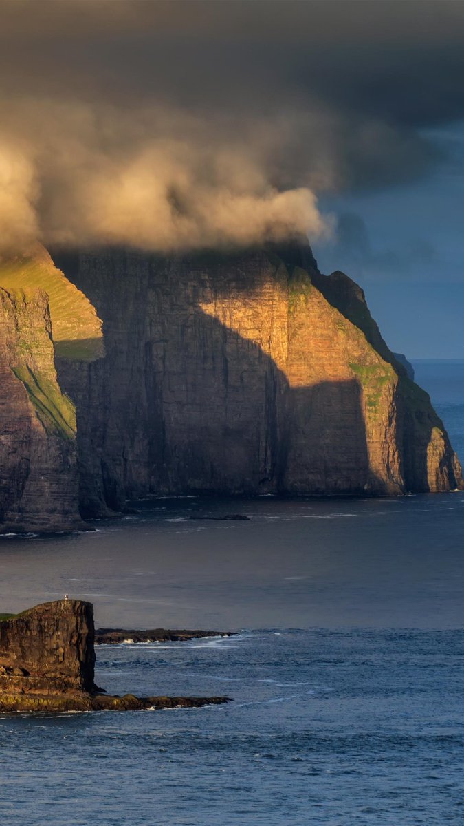 On the second day

"Decide on the direction"

Life is an amazing gift, try to waste as little as possible,

 go somewhere new🍀
#Motivation #MotivationalQuotes