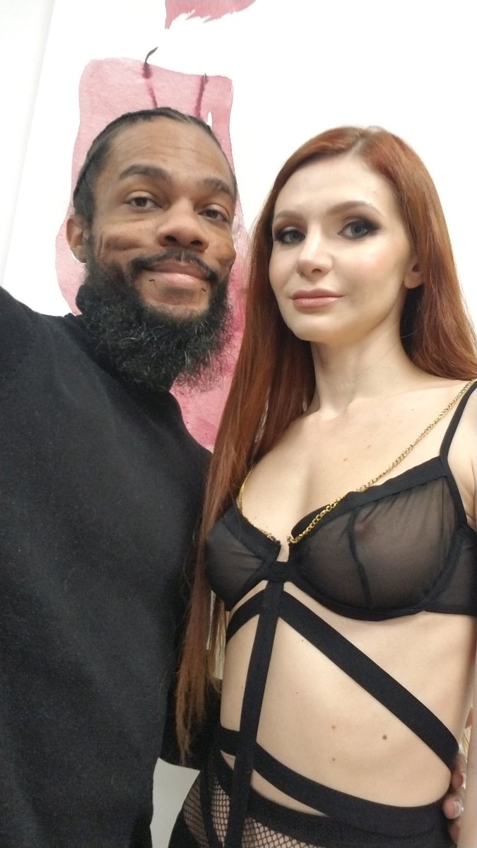 AJ_Fresh_XXX's tweet photo. Isnt @lina_arian_joy gorgeous? 😍 She's so sweet, nasty, and can fuck like a mad woman 🤪🥵 sheesh! 💦💦💦 https://t.co/K87SkEH2dA
