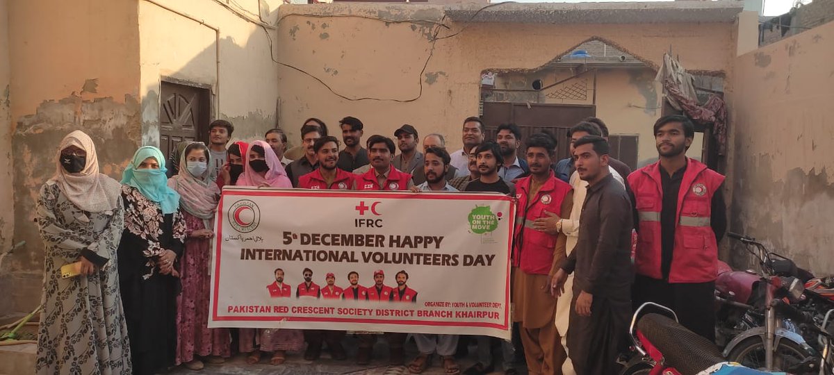 prcsindh's tweet image. Pakistan Red Crescent Society District Branch Khairpur staff and volunteers celebrated International Volunteer&apos;s Day at the PRCS Office in Khairpur Mir&apos;s. District Branch Chairman Dr. Aijaz Gajani, all branch staff and volunteers participated in the event.

#prcsindh