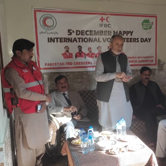 prcsindh's tweet image. Pakistan Red Crescent Society District Branch Khairpur staff and volunteers celebrated International Volunteer&apos;s Day at the PRCS Office in Khairpur Mir&apos;s. District Branch Chairman Dr. Aijaz Gajani, all branch staff and volunteers participated in the event.

#prcsindh