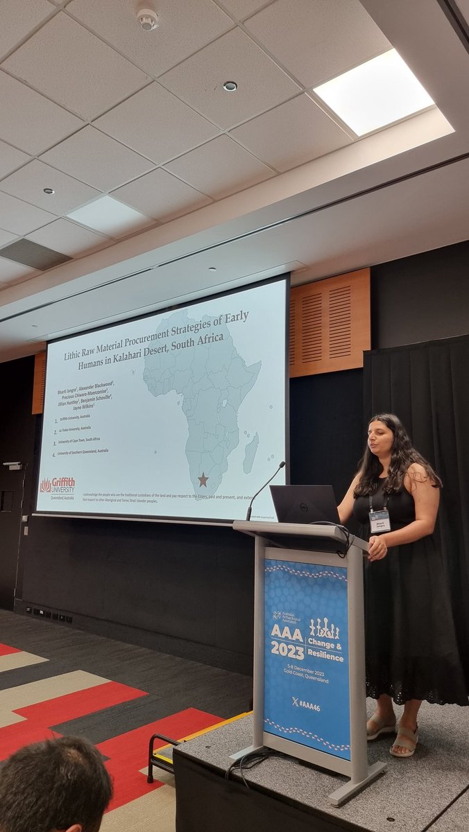 Bharti Jangra gave an awesome talk at #AAA46 showing a widespread procurement range of diverse raw materials at Ga-Mohana Hill in the Kalahari Basin 👌 <a href="/ARCHE_Griffith/">Australian Research Centre for Human Evolution</a> <a href="/Griffith_SciEnv/">Griffith Science & Environment</a>