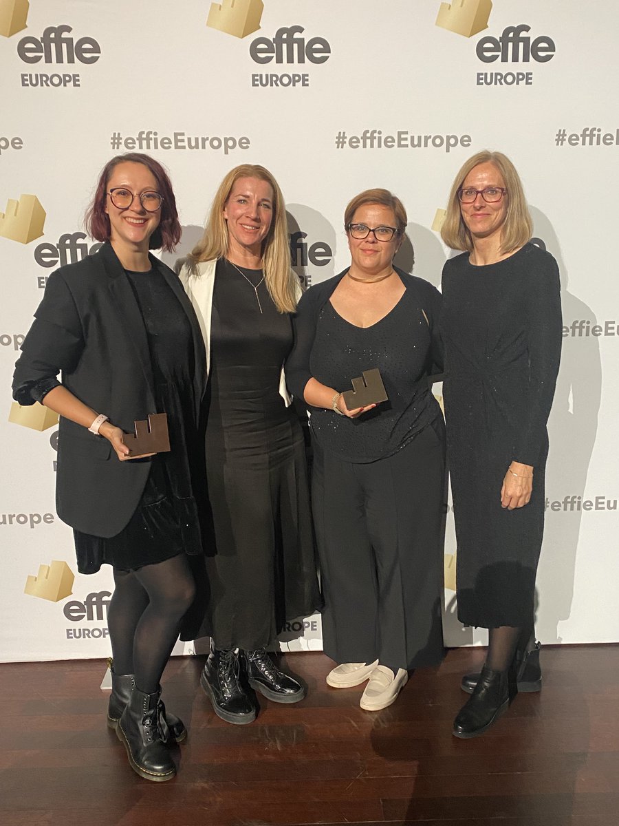 Effie (@effie_slovenija) on Twitter photo Na včerajšnji gala podelitvi <a href="/EffieEurope/">Effie Awards Europe</a> je kot edini slovenski projekt bronasto nagrado prejelo delo Argeta: Oda pekom, agencije <a href="/LunaTBWA/">Luna \TBWA</a> in naročnika <a href="/Argeta/">Argeta</a> , <a href="/AtlanticGrupa/">Atlantic Grupa</a>.
Iskrene čestitke! 👏👏
effie.si/argeta-in-luna…
#effieawardseurope #awards Na včerajšnji gala podelitvi <a href="/EffieEurope/">Effie Awards Europe</a> je kot edini slovenski projekt bronasto nagrado prejelo delo Argeta: Oda pekom, agencije <a href="/LunaTBWA/">Luna \TBWA</a> in naročnika <a href="/Argeta/">Argeta</a> , <a href="/AtlanticGrupa/">Atlantic Grupa</a>.
Iskrene čestitke! 👏👏
effie.si/argeta-in-luna…
#effieawardseurope #awards