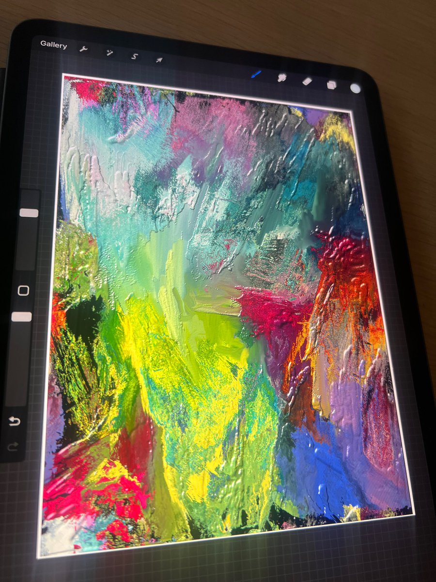 gm! Thanks to everyone for checking out our exhibition in Miami so far! It sucks I can’t be there with y’all but I’m there in spirit 🤍