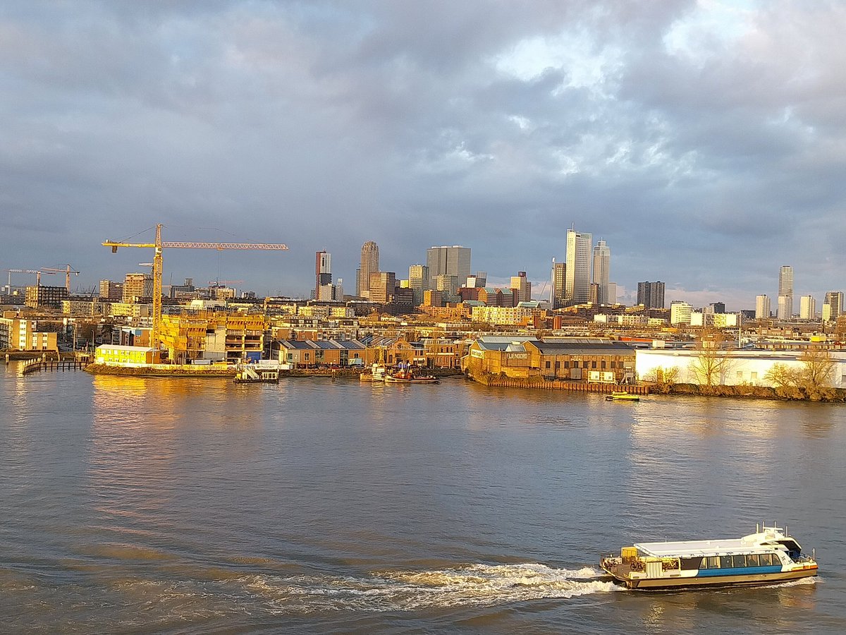 #Rotterdam kleurt geel
