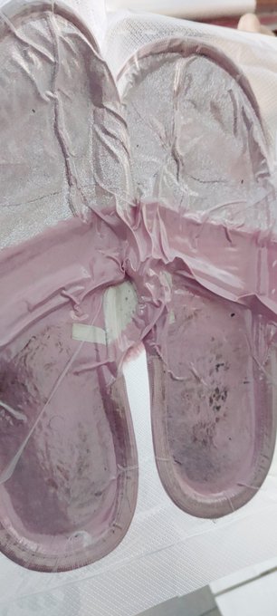 Chaussons odorants sous vide pour truffe avertie https://t.co/njYlnwxdbu<a href="/tag/findom"class="tags"><span>#findom</span></a>