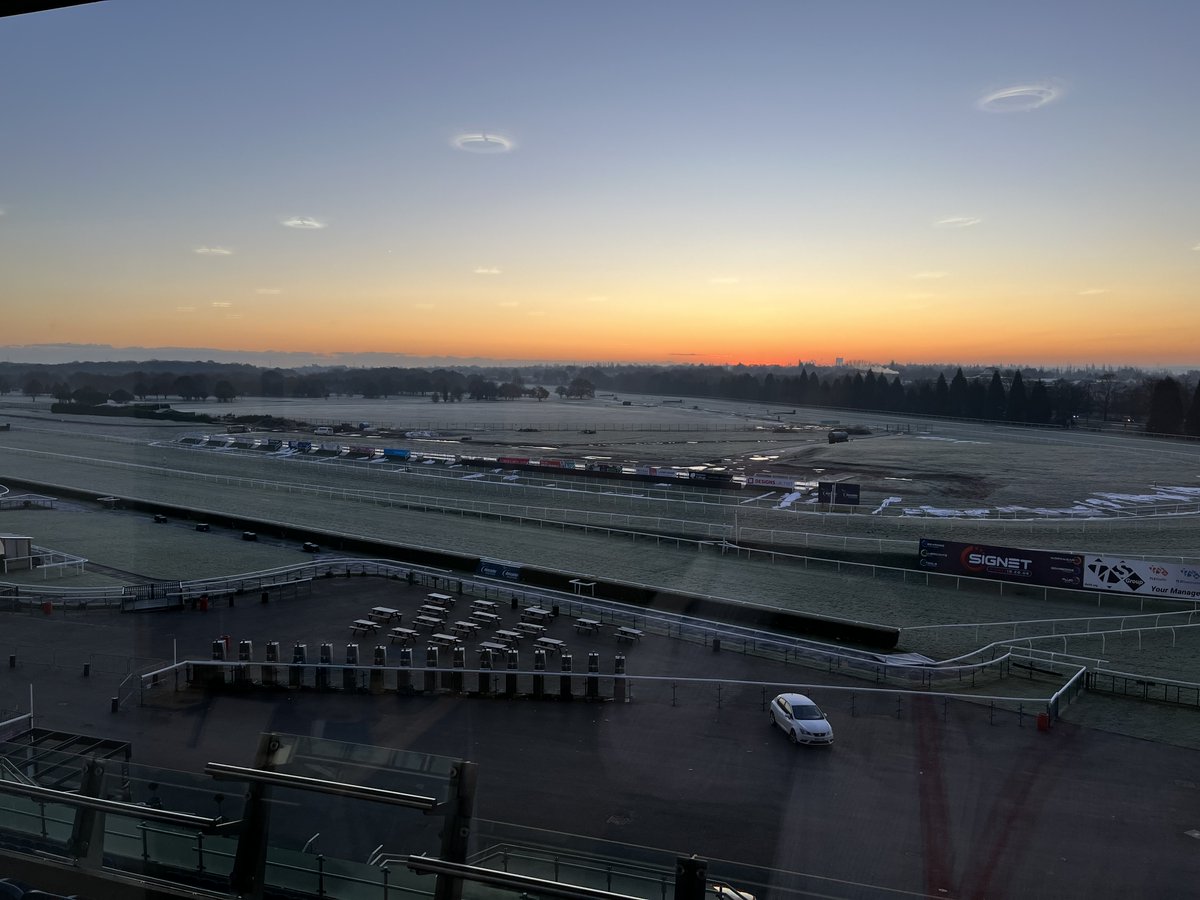 Liam_FlenHealth's tweet photo. A lovely frosty winters morning @DoncasterRaces  with AaronMagee FlenHealth supporting the @jcnreport  event. If you're here today pop over and learn more about #Flaminal &amp; #FlamigelRT. There's plenty of potatoes that need packing......
@FlenHealth https://t.co/abegyNIsRd