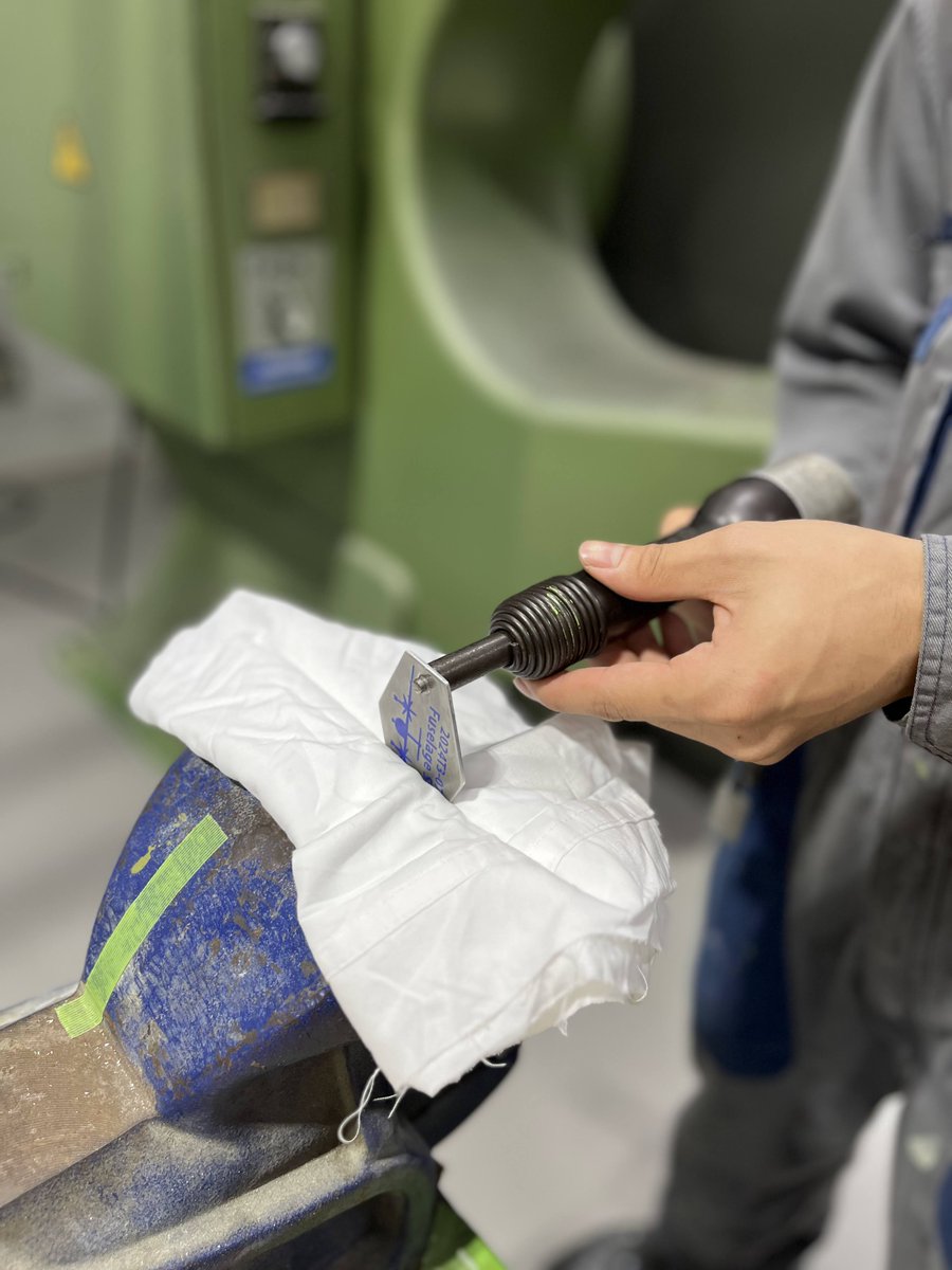 JapanMro's tweet photo. いよいよ今週末！
12月10日（日）の美ら島エアーフェスタに向けて
MRO Japanも準備中🔨🔧 https://t.co/AkM10WPVft