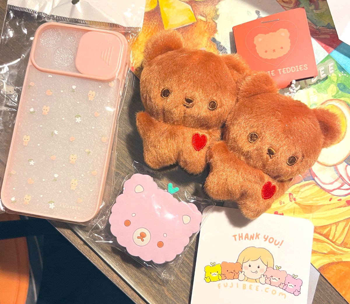 mizuwu's tweet photo. Fujibee bestie teddies for me and my bestie https://t.co/Xxy9Usk80R
