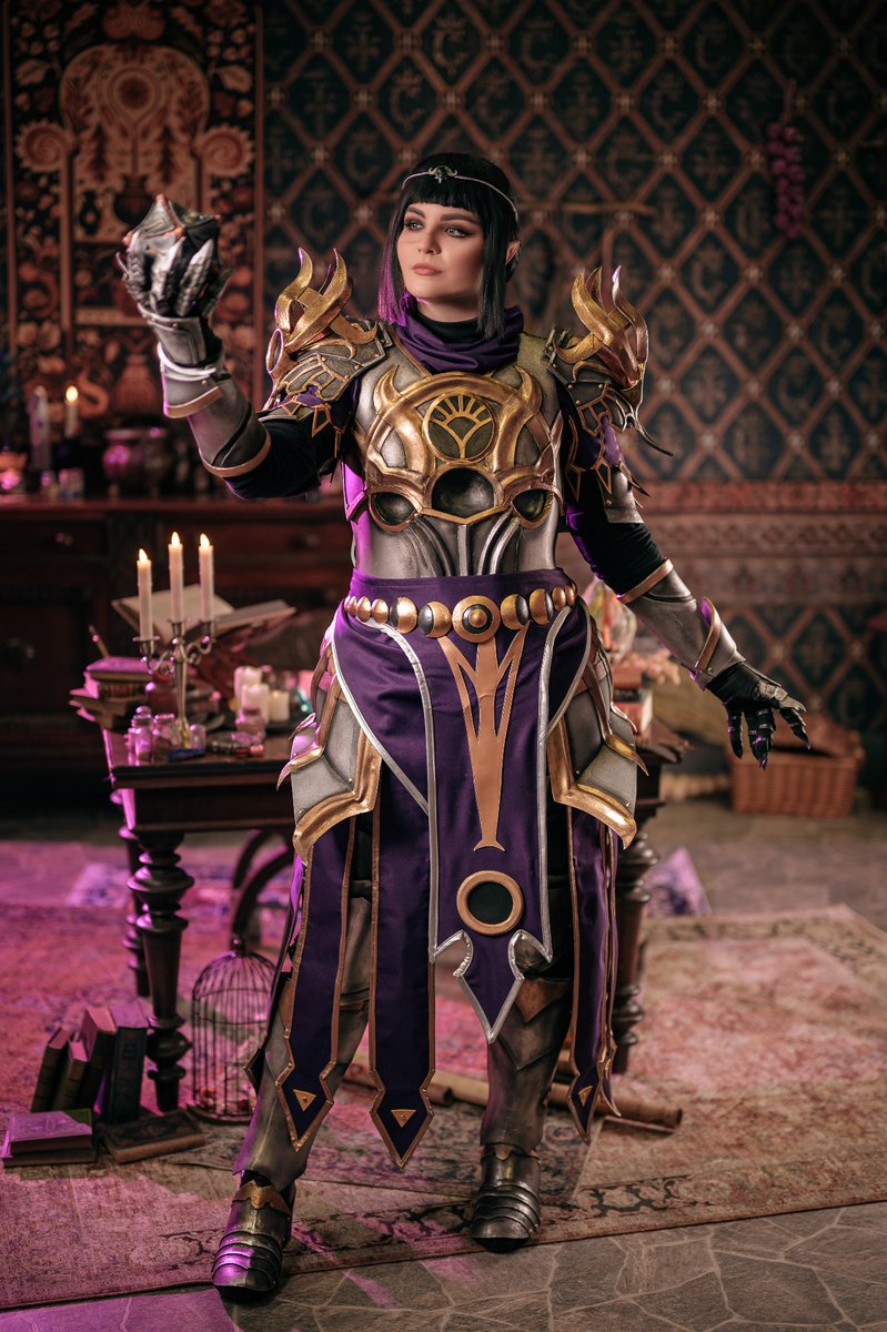 Kitannabanana's tweet photo. Gods favourite princess is here! 

I had an absolute joy creating Shadowheart in her Dark Justiciar Armor 💜 

Photos taken by @Valentinpicture 
Artefact made by @Ainlinaa 

#shadowheart #shadowheartcosplay #BaldursGate3 #baldursgate #larianstudios #darkjusticiar https://t.co/GDkKHS6vKy