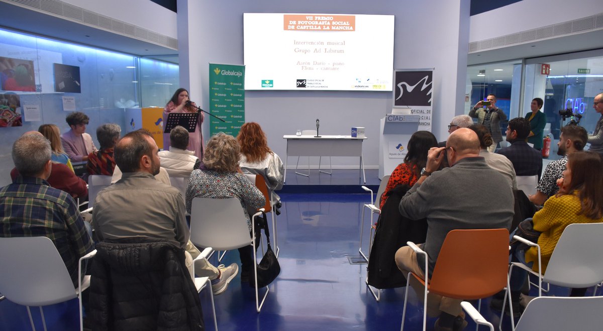 Gracias a todas/os las personas que participaron el día 2 en la entrega de  los Premios de Fotografía Social se celebró en Albacete, os dejamos algunas imagenes del día.