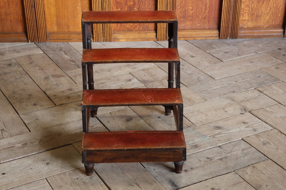 BrownriggUK's tweet photo. Late 19th Century French Bed Steps
https://t.co/kfEAGP4OLv
#bedsteps #antiquebedsteps #antiquesteps #antique #furniture #interiordesign #decor https://t.co/75D7lTL9kV
