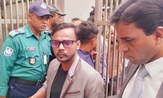 বৈধতা ফিরে পেতে নির্বাচন কমিশনে হিরো আলম