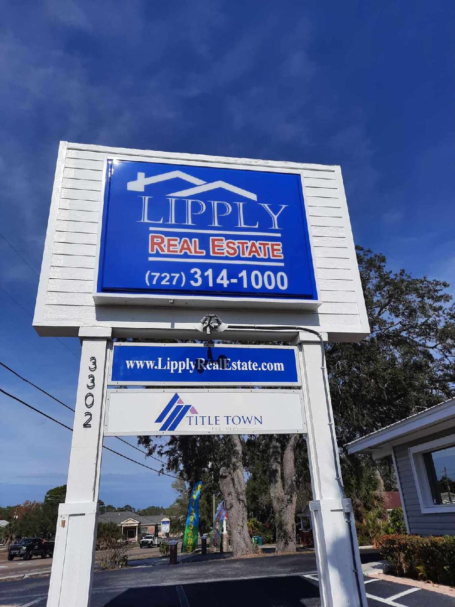 Sign Panels - New 8'x6' Pan-Formed acrylic with back-sprayed graphics for Lipply Real Estate in Palm Harbor, FL.
#signpanels #acrylicsigns