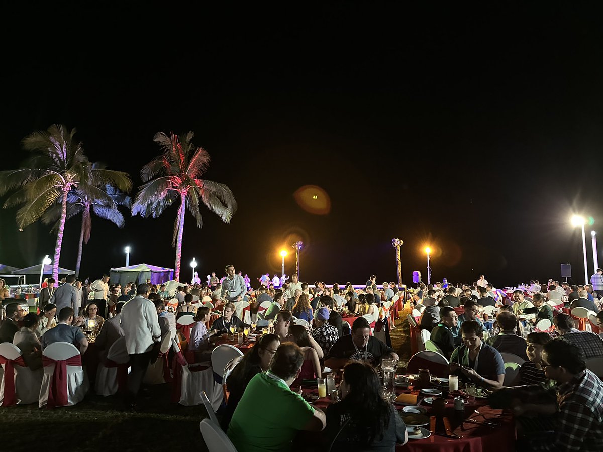 tangpolymer's tweet photo. Another fantastic Pacific Polymer Conference #PPC18 @The18thPPC This time is Puerto Vallarta. Beautiful resort, great food and culture, and many impressive talks. @POLY_ACS https://t.co/ho8rj9roNp