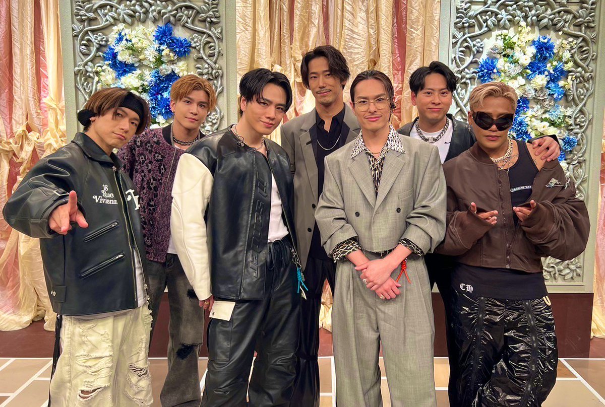 HIROOMI_3JSB_'s tweet photo. #FNS歌謡祭2023
ありがとうございましたー👋
#三代目JSOULBROTHERS https://t.co/j5pkoZemnd