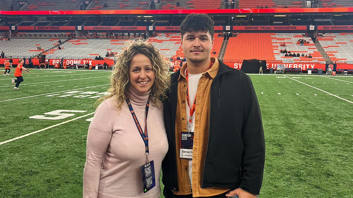 James Finneral (@jamesfinneral) on Twitter photo 2024 OL Davray Venu (<a href="/davrayvenu/">Davray Venu</a>) discusses Syracuse game day visit and interest
“Syracuse football is amazing. It was my third time coming down this year and every single time it has just gotten better.”
STORY (VIP): 247sports.com/college/syracu… 2024 OL Davray Venu (<a href="/davrayvenu/">Davray Venu</a>) discusses Syracuse game day visit and interest
“Syracuse football is amazing. It was my third time coming down this year and every single time it has just gotten better.”
STORY (VIP): 247sports.com/college/syracu…