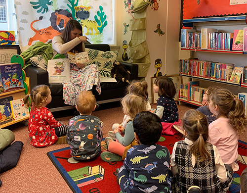 stgeorgesedin's tweet image. Our Little Owls and P1s received Bookbug Bags from @scottishbktrust filled with books, activities & art supplies! They hadlots of fun reading & going on a treasure hunt to find their bags. 📚 Full Story 👉👉 ow.ly/3Vfa50QfQeT #Bookbug