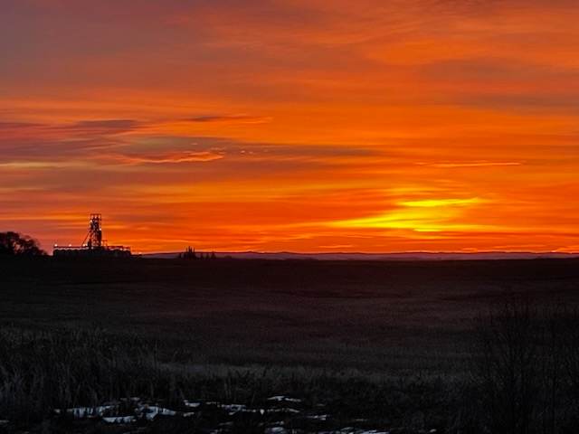 TillageTools's tweet image. Our reps are on the road, visiting dealers, sharing our Early Order Program. Lots of different sights and wildlife along their travels. There were still guys busy in the field at the end of November in Manitoba! 

#BourgaultTillageTools #EarlyOrderProgram