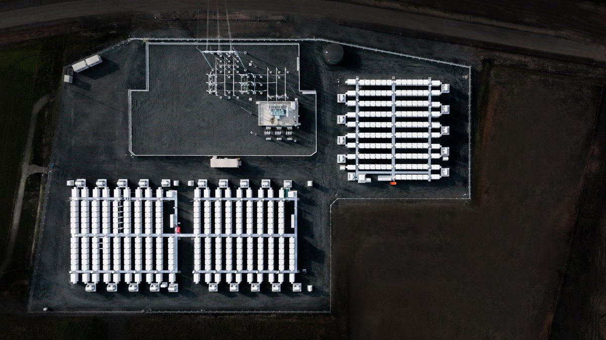 Today, @ENGIEgroup announced a deal with Canadian Solar’s e-STORAGE to build two 50 MW #battery in Scotland. A new step towards: 🔋our goal of reaching 10 GW of battery storage worldwide by 2030 ⚡️boosting the growth of #renewables in the 🇬🇧 cc @ENGIE_UK engie.co.uk/ENGIE-signs-a-…