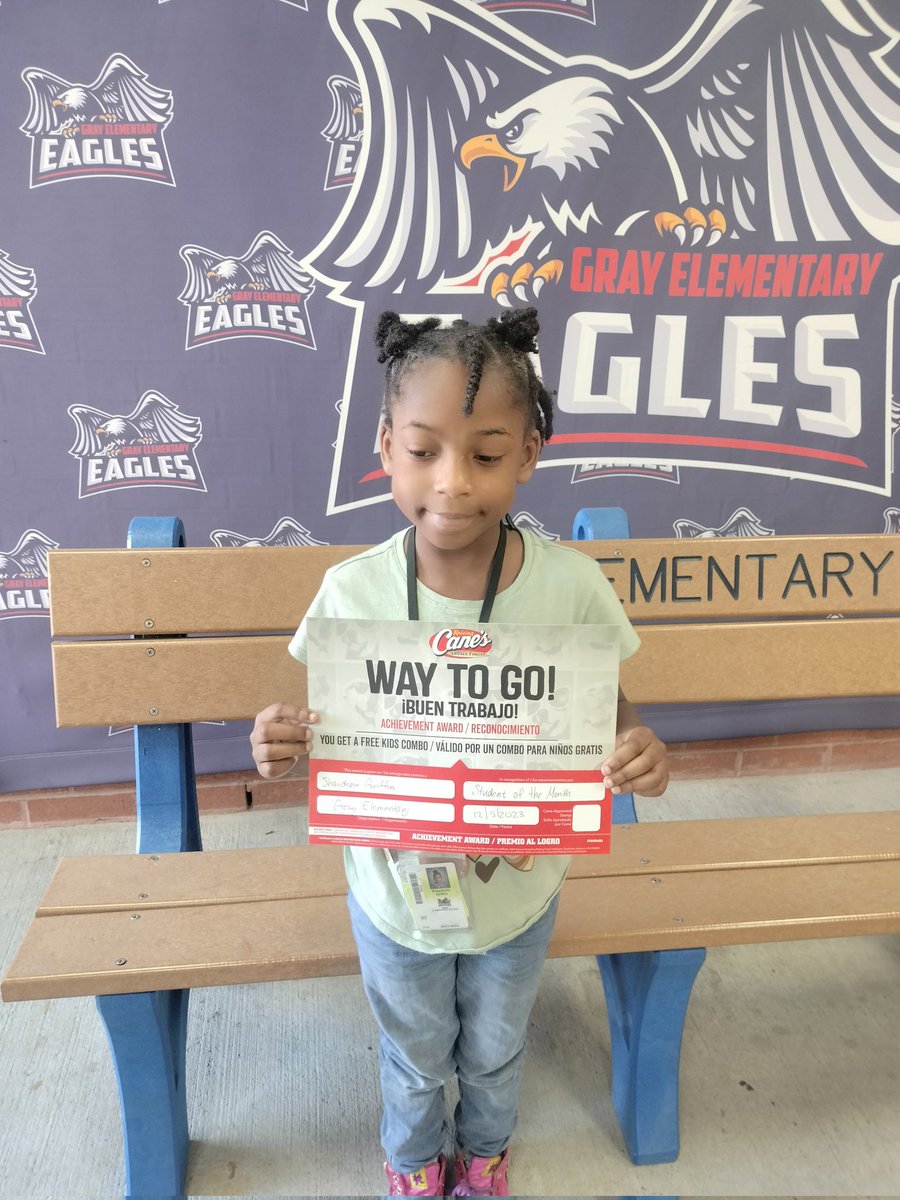 mgandraday's tweet photo. Congratulations 🎉🎈🎉🥳 to Our December Students of the Month!! We are so proud of all your hard work! Keep it up Gray Eagles!! Keep Soaring!! 🦅
#Findthegood #GrayEagles #Studentofthemonth https://t.co/EOOJ1ieYrk
