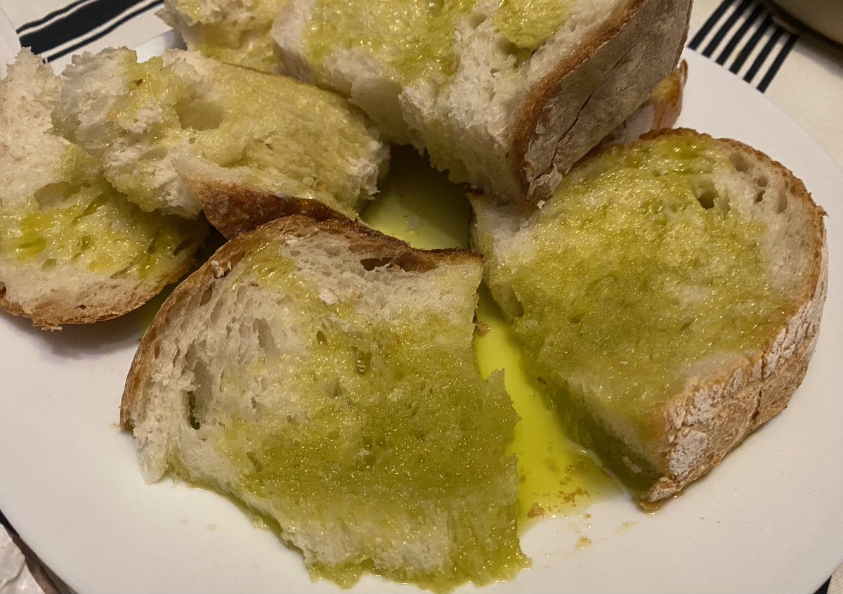 ANTICUADO tweet media