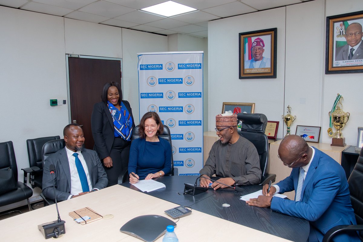 President and CEO at CFA Institute (@cfainstituteceo) on Twitter photo During my recent trip to Africa I participated in a series of events focused on the growing capital markets in the region & the importance of educating young professionals for careers in finance. Special thanks to <a href="/CFASocietyNG/">CFA Society Nigeria</a> and my many hosts at meetings for the warm welcome. During my recent trip to Africa I participated in a series of events focused on the growing capital markets in the region & the importance of educating young professionals for careers in finance. Special thanks to <a href="/CFASocietyNG/">CFA Society Nigeria</a> and my many hosts at meetings for the warm welcome.